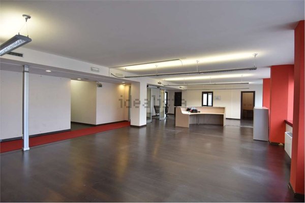 ufficio in affitto a Genova in zona Foce