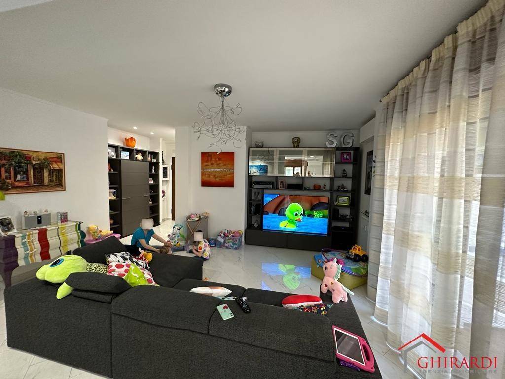 appartamento in affitto a Genova in zona Sestri Ponente