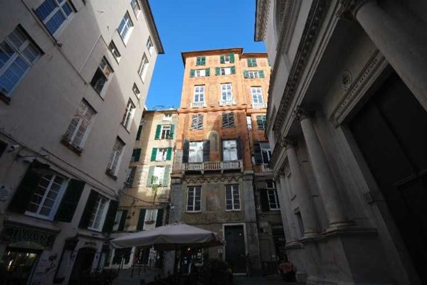 appartamento in affitto a Genova in zona Sottoripa / Maddalena / Molo
