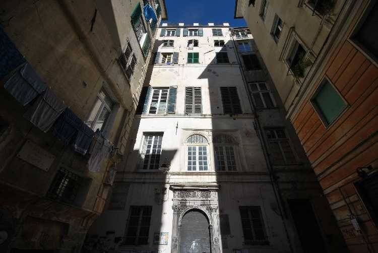 appartamento in affitto a Genova in zona Centro Storico