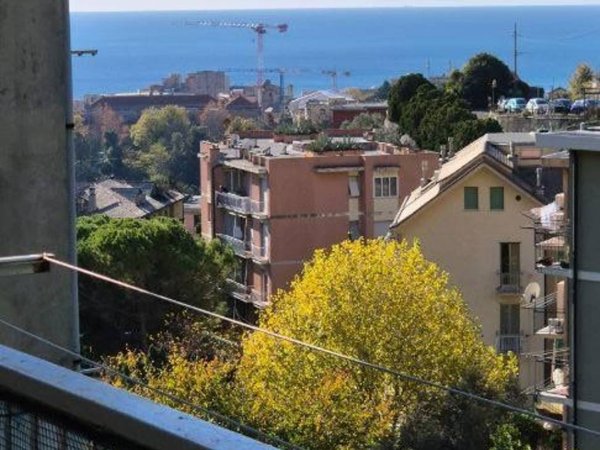 appartamento in affitto a Genova in zona Apparizione