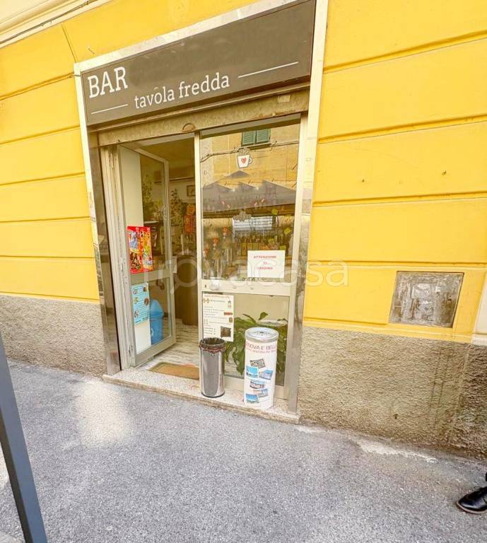 negozio in affitto a Genova in zona Pegli