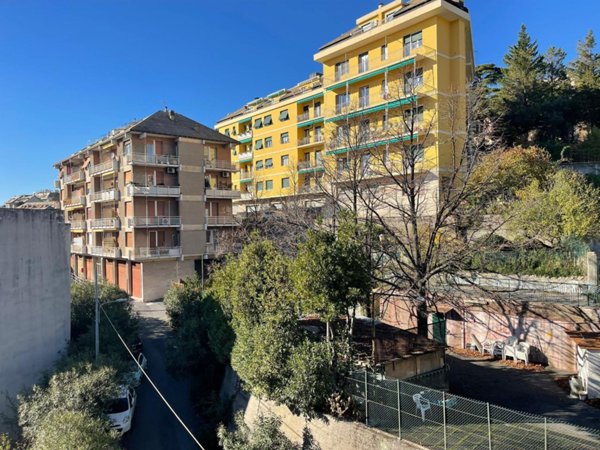 appartamento in affitto a Genova in zona Sturla