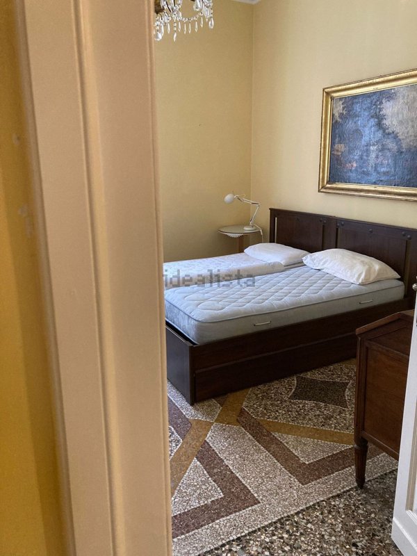 appartamento in affitto a Genova in zona Castelletto