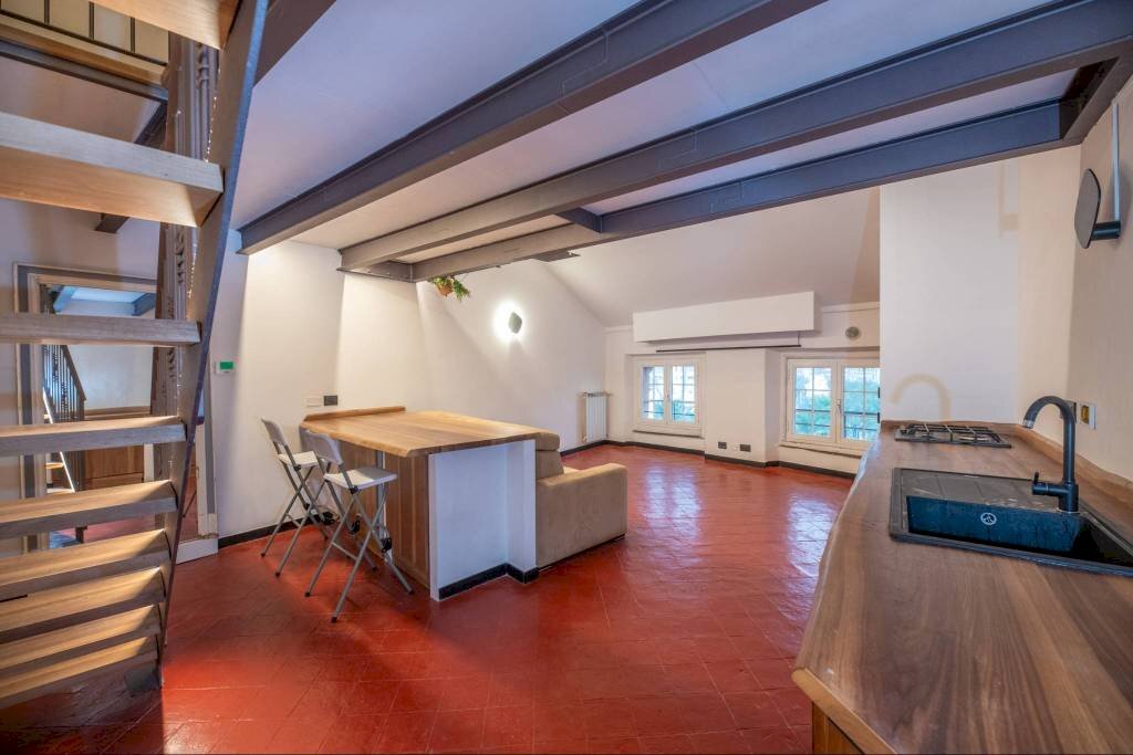 appartamento in affitto a Genova in zona Sottoripa / Maddalena / Molo