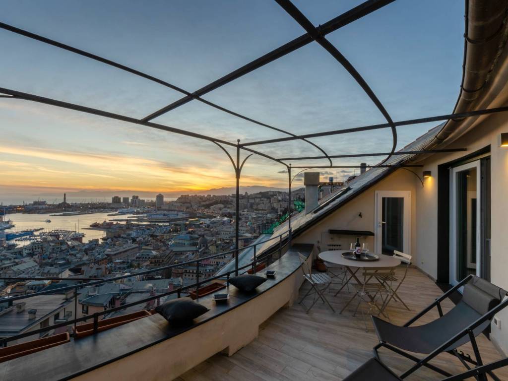 appartamento in affitto a Genova in zona Castelletto