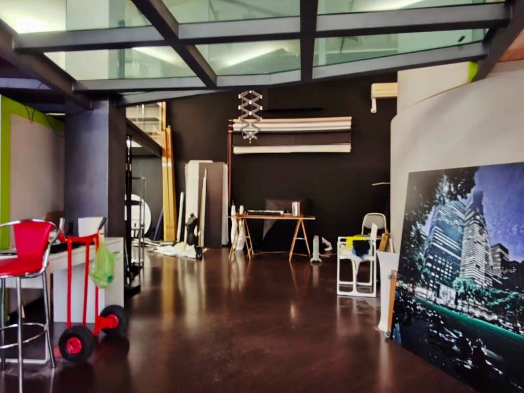 negozio in affitto a Genova in zona San Fruttuoso