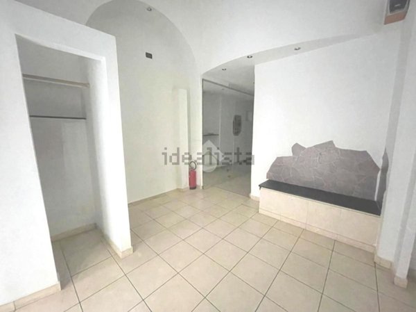 negozio in affitto a Genova in zona Foce