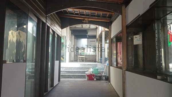 locale commerciale in affitto a Genova in zona Quarto dei Mille