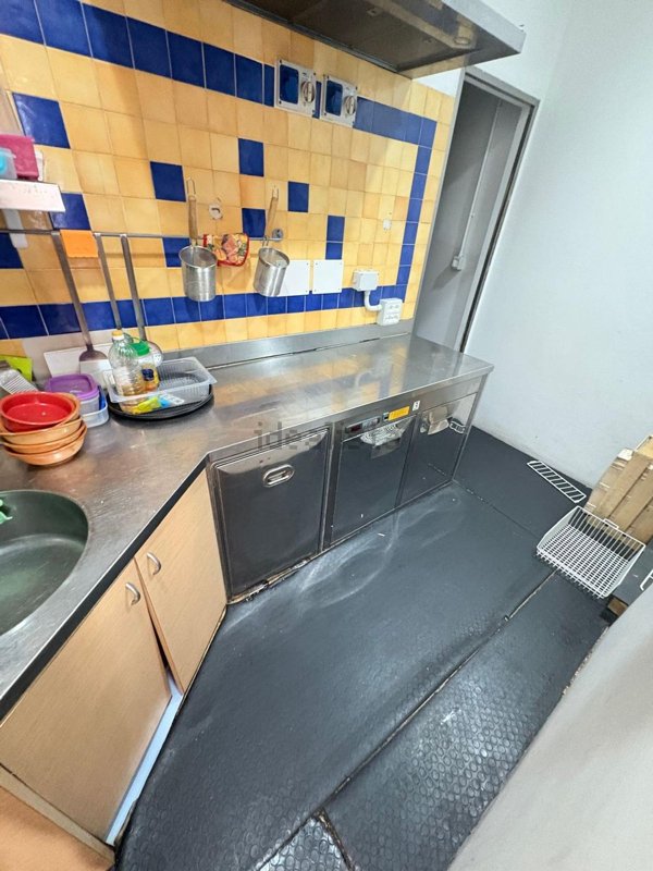 negozio in affitto a Genova in zona Marassi