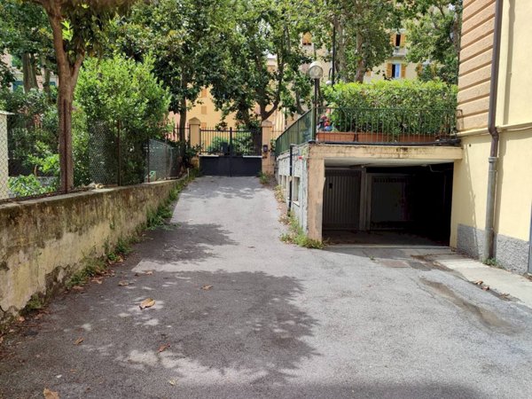 ufficio in affitto a Genova in zona Foce