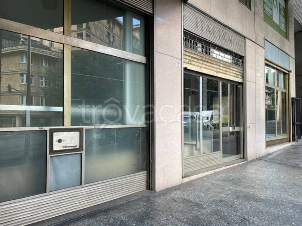 negozio in affitto a Genova in zona Portoria / Piccapietra
