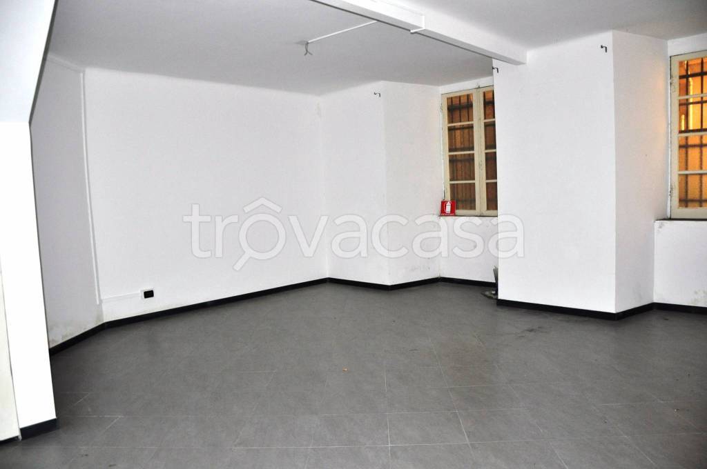 appartamento in affitto a Genova in zona Sottoripa / Maddalena / Molo