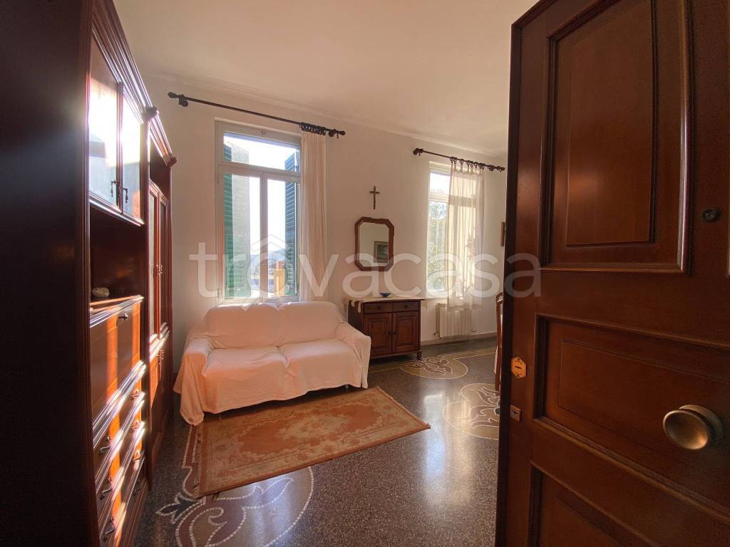 appartamento in affitto a Genova in zona Bolzaneto