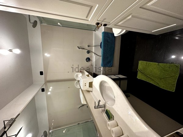 appartamento in affitto a Genova in zona Sottoripa / Maddalena / Molo