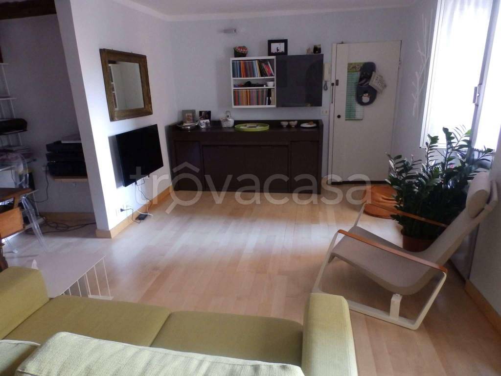 appartamento in affitto a Genova in zona Castelletto