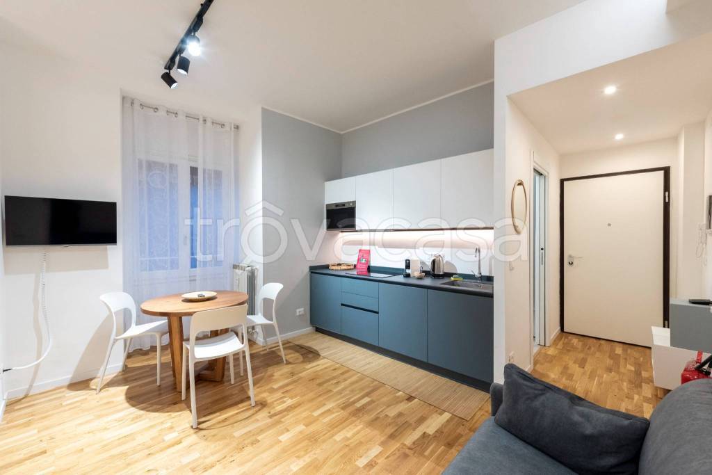 appartamento in affitto a Genova in zona Sottoripa / Maddalena / Molo