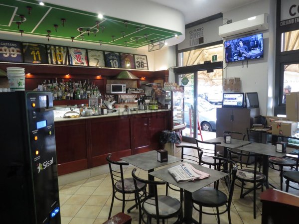 negozio in affitto a Genova in zona Marassi