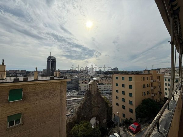 appartamento in affitto a Genova in zona Castelletto