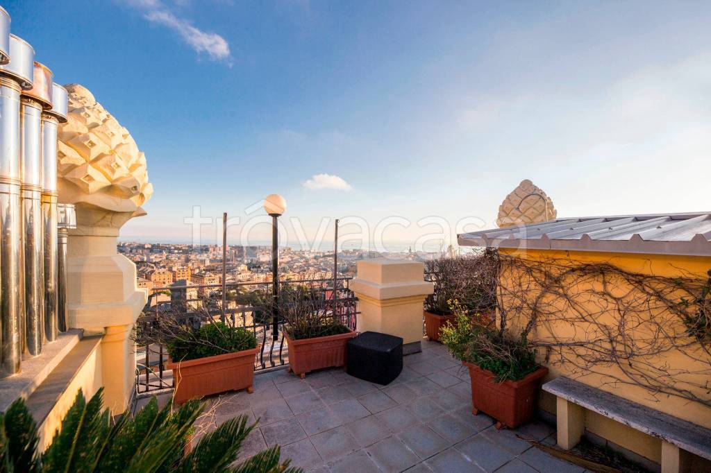 appartamento in affitto a Genova in zona Castelletto