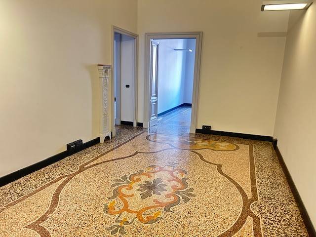 ufficio in affitto a Genova