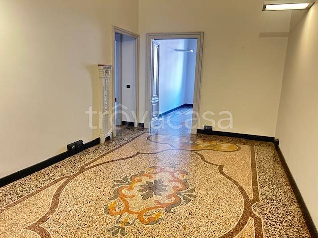 ufficio in affitto a Genova in zona San Vincenzo