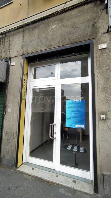 negozio in affitto a Genova in zona Oregina