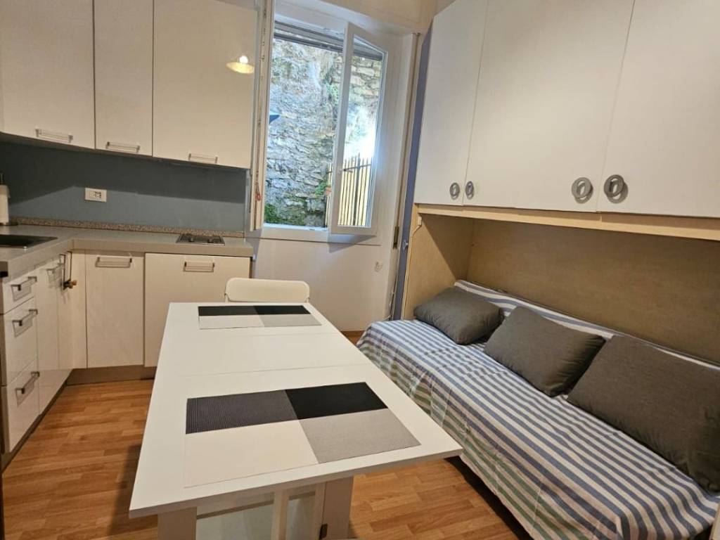 appartamento in affitto a Genova in zona Castelletto