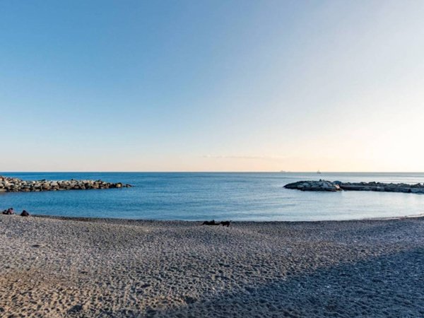 appartamento in affitto a Genova in zona Sturla