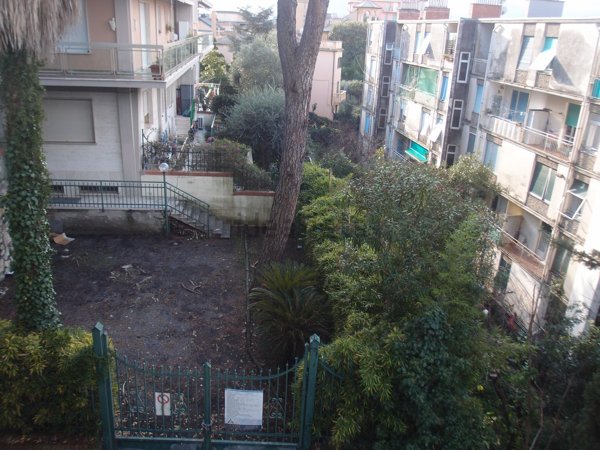appartamento in affitto a Genova in zona Sturla