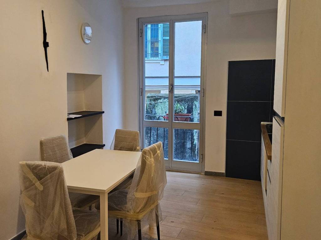 appartamento in affitto a Genova in zona Sottoripa / Maddalena / Molo