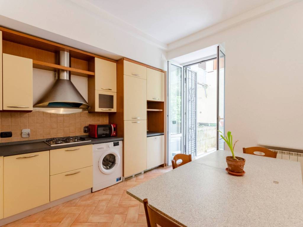 appartamento in affitto a Genova in zona Castelletto