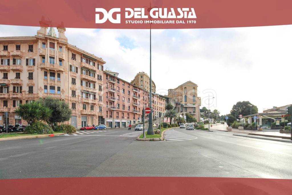 negozio in affitto a Genova in zona Albaro