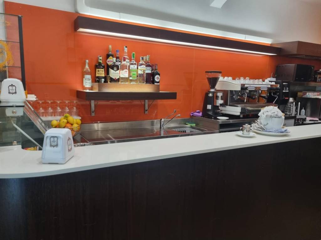 negozio in vendita a Genova in zona San Fruttuoso