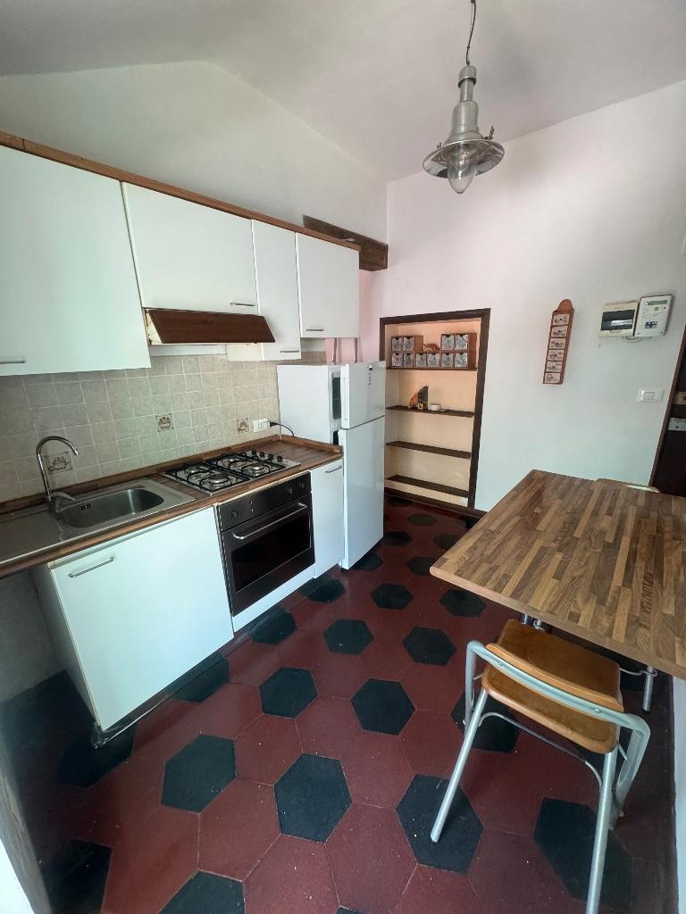 appartamento in affitto a Genova in zona Staglieno