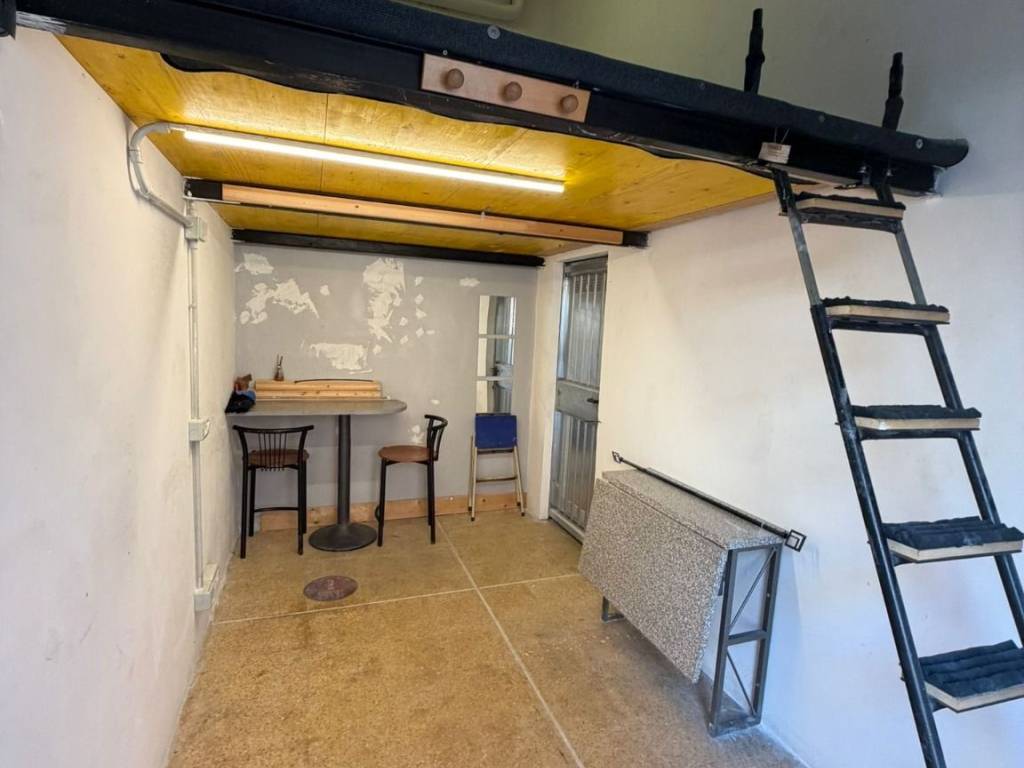 locale commerciale in affitto a Genova in zona San Fruttuoso