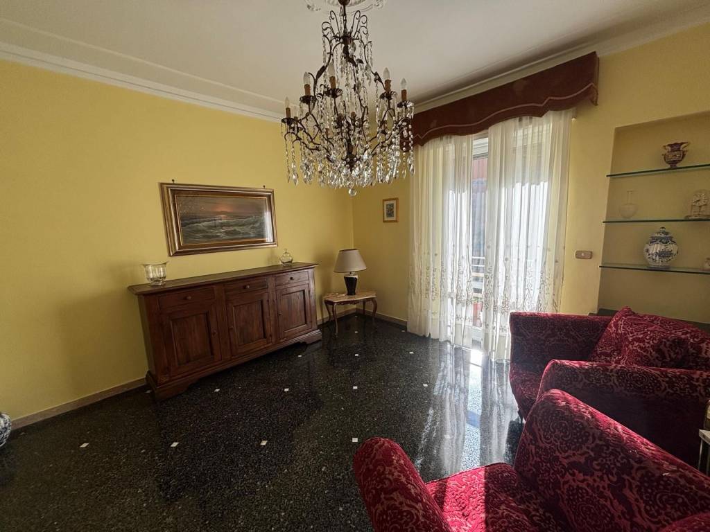 appartamento in affitto a Genova in zona Quezzi