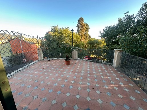 casa indipendente in affitto a Genova in zona Albaro