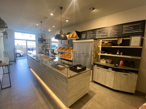 locale di sgombero in affitto a Genova in zona San Martino