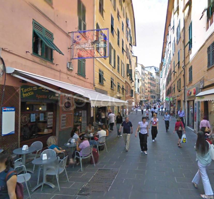 negozio in affitto a Genova in zona San Vincenzo