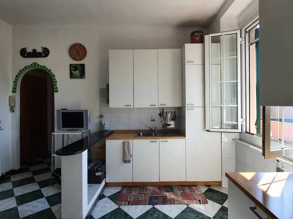 appartamento in affitto a Genova in zona Rivarolo