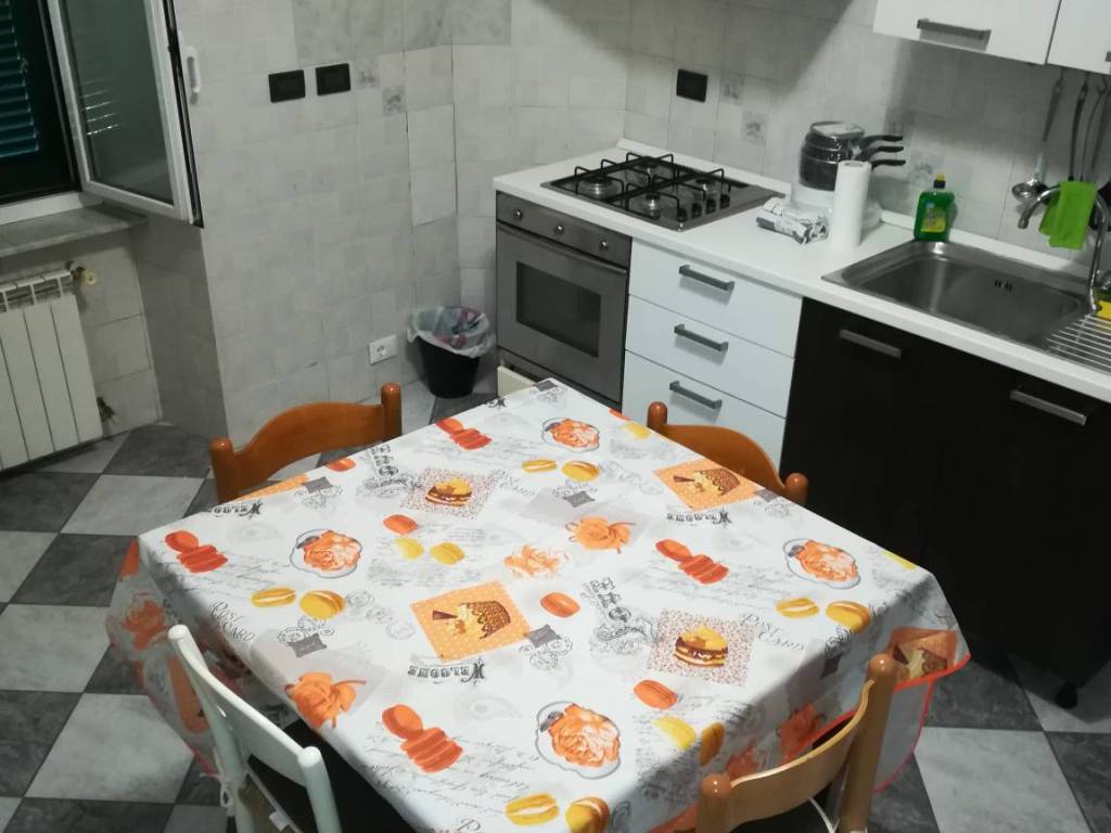 appartamento in affitto a Genova in zona Sestri Ponente