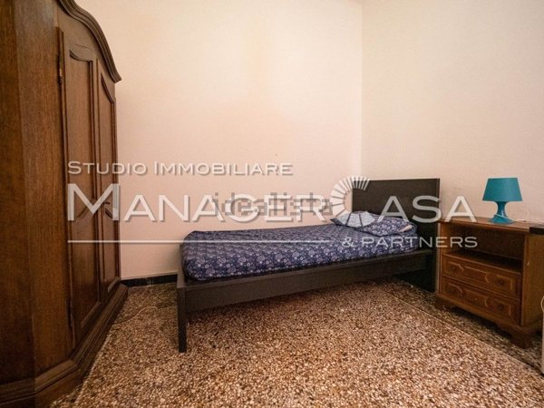 appartamento in affitto a Genova in zona Carignano