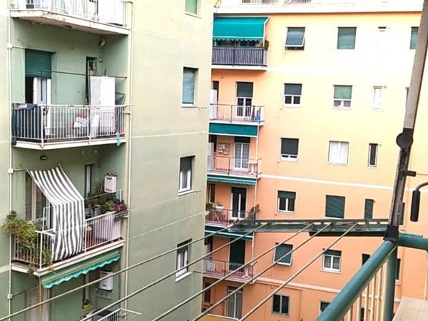 appartamento in affitto a Genova in zona DiNegro