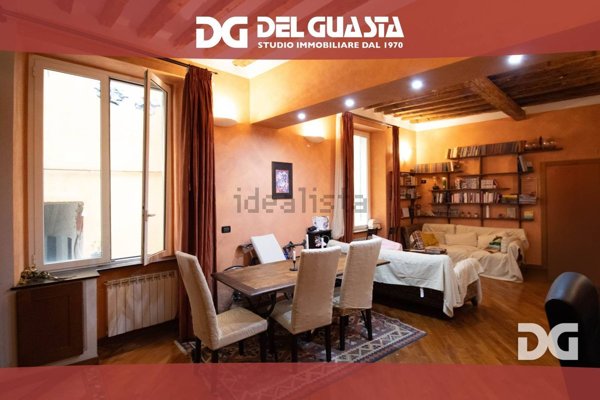 appartamento in affitto a Genova in zona Sottoripa / Maddalena / Molo