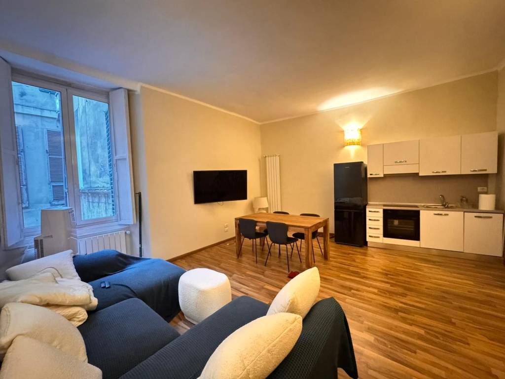 appartamento in affitto a Genova in zona Sottoripa / Maddalena / Molo