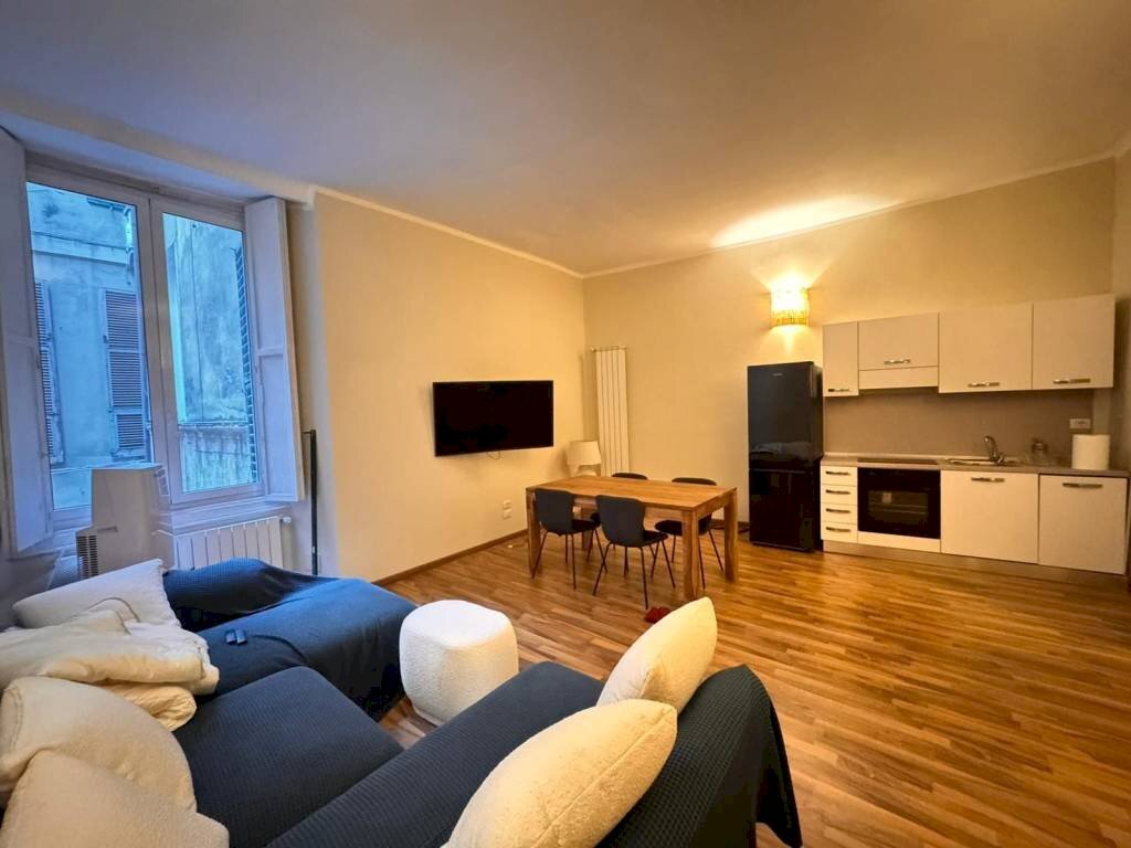 appartamento in affitto a Genova in zona Sottoripa / Maddalena / Molo