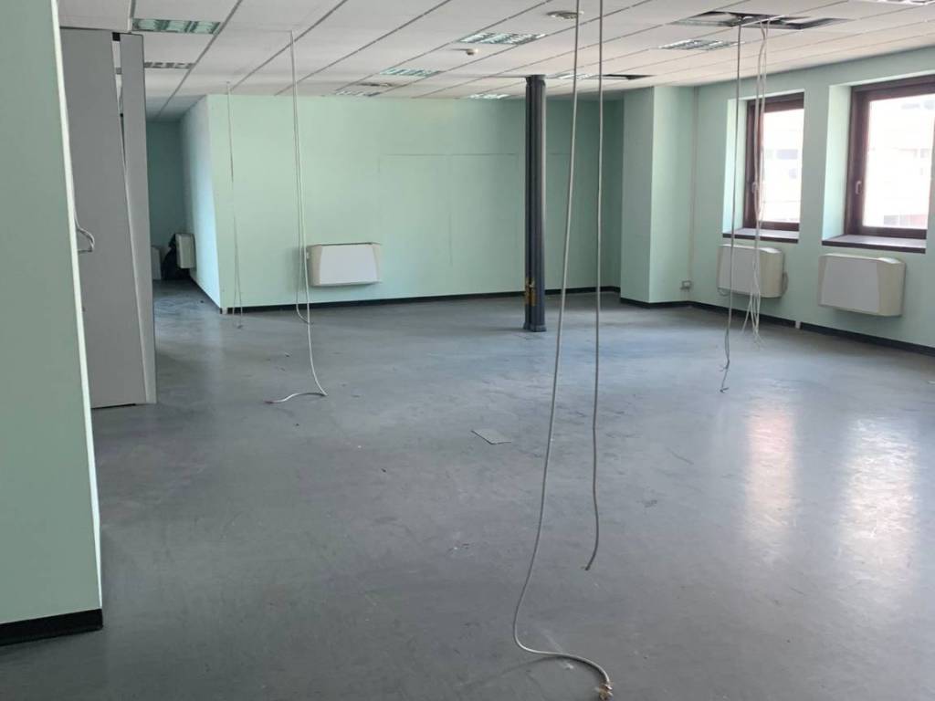 ufficio in affitto a Genova in zona Sampierdarena