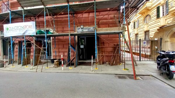 locale commerciale in affitto a Genova in zona San Vincenzo