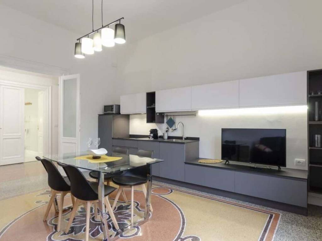 appartamento in affitto a Genova in zona Sottoripa / Maddalena / Molo